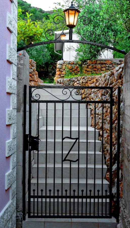 Casa Katalina Lägenhet Komiža Exteriör bild