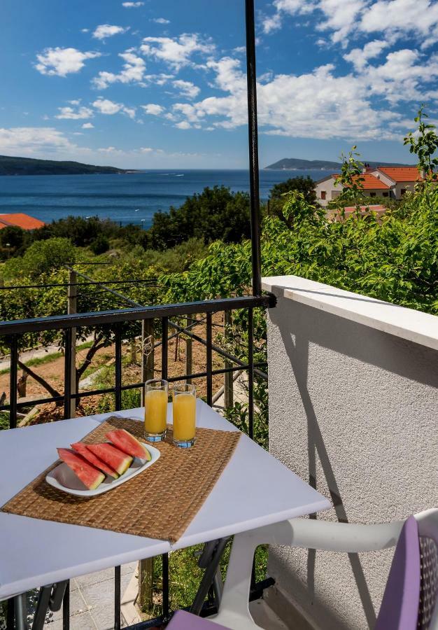 Casa Katalina Lägenhet Komiža Exteriör bild